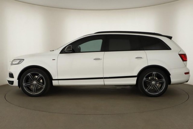 Audi Q7  3.0 TDI 