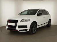 Audi Q7  3.0 TDI 