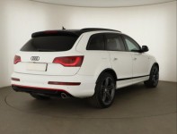 Audi Q7  3.0 TDI 