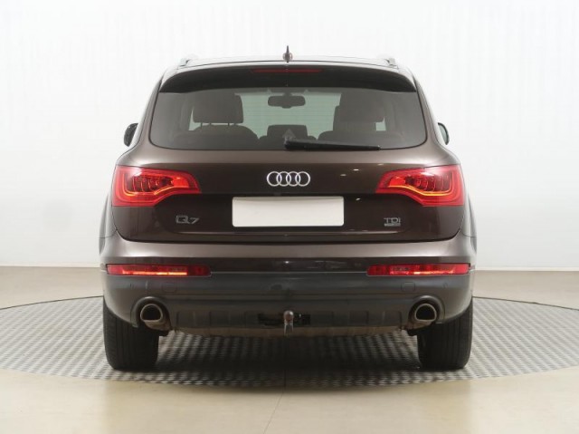 Audi Q7  3.0 TDI 