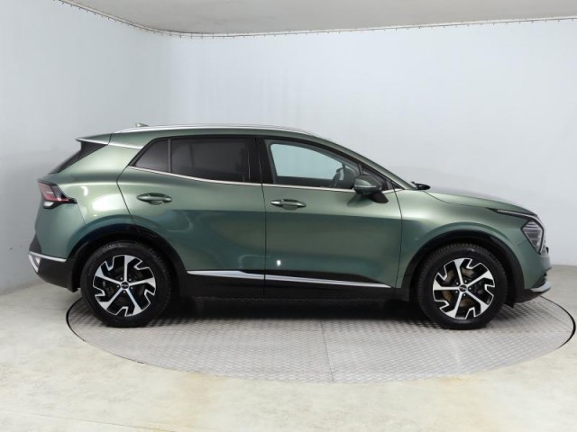 Kia Sportage  1.6 T-GDI MHEV 