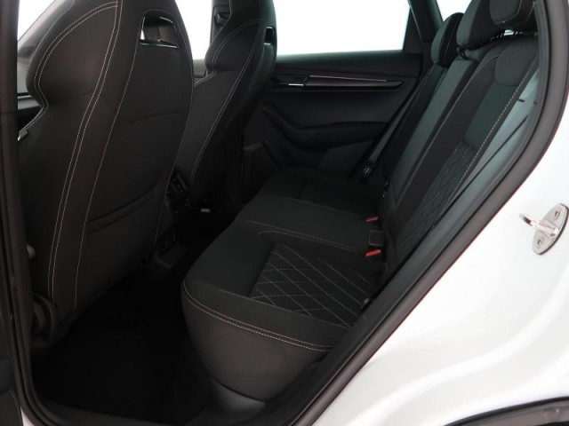 Škoda Karoq  1.5 TSI Sportline