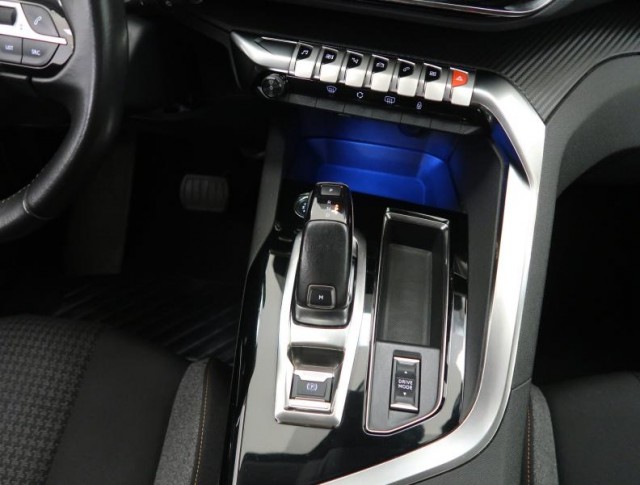 Peugeot 5008  1.5 BlueHDi Active