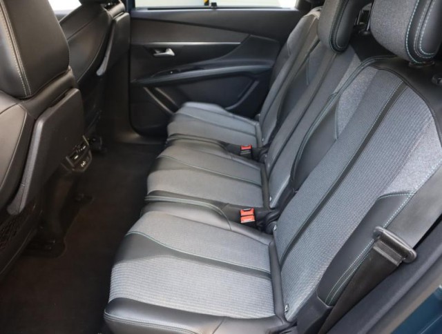 Peugeot 5008  1.5 BlueHDi 