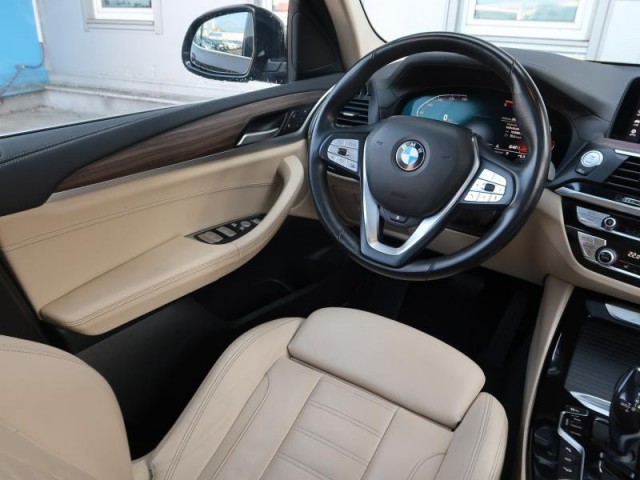 BMW X3  xDrive30d xLine