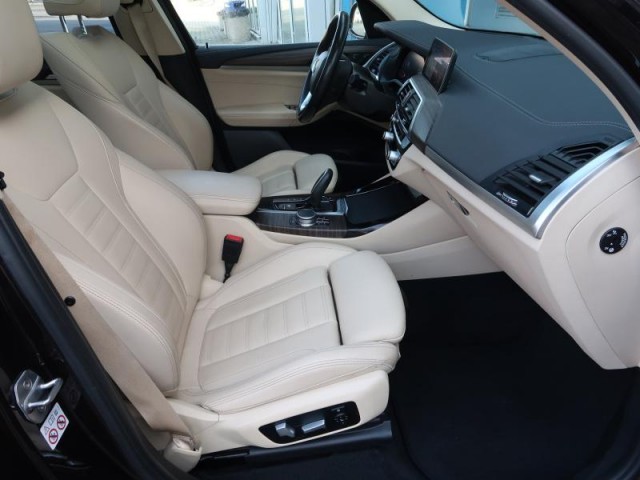 BMW X3  xDrive30d xLine