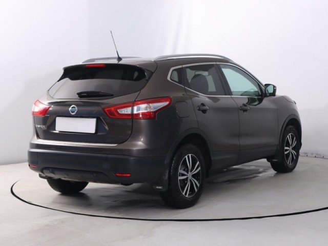 Nissan Qashqai  1.2 DIG-T Tekna