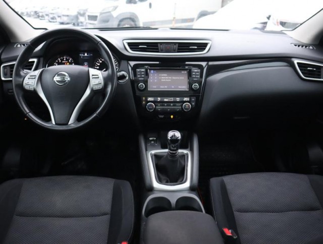 Nissan Qashqai  1.2 DIG-T Tekna