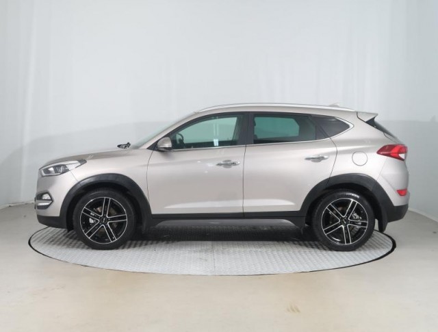 Hyundai Tucson  1.7 CRDi 