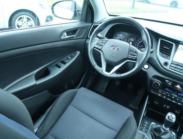 Hyundai Tucson  1.7 CRDi 
