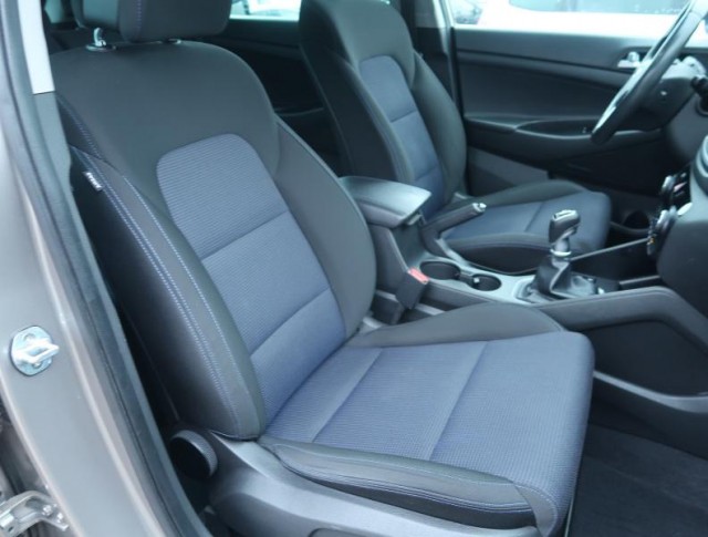 Hyundai Tucson  1.7 CRDi 