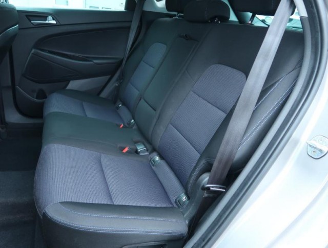 Hyundai Tucson  1.7 CRDi 