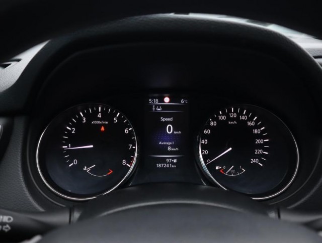 Nissan Qashqai  1.2 DIG-T 