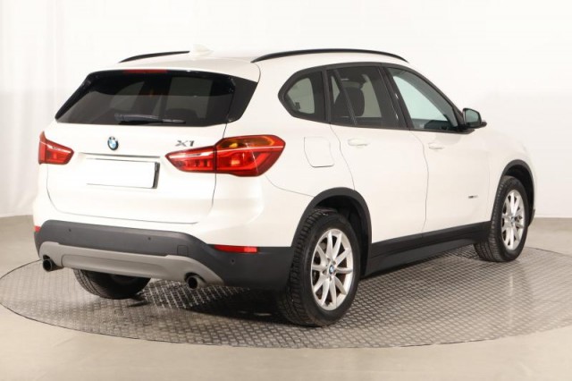 BMW X1  xDrive20i 