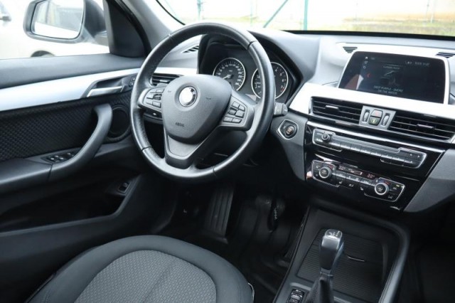 BMW X1  xDrive20i 