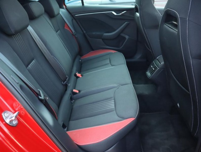 Škoda Kamiq  1.0 TSI Monte Carlo