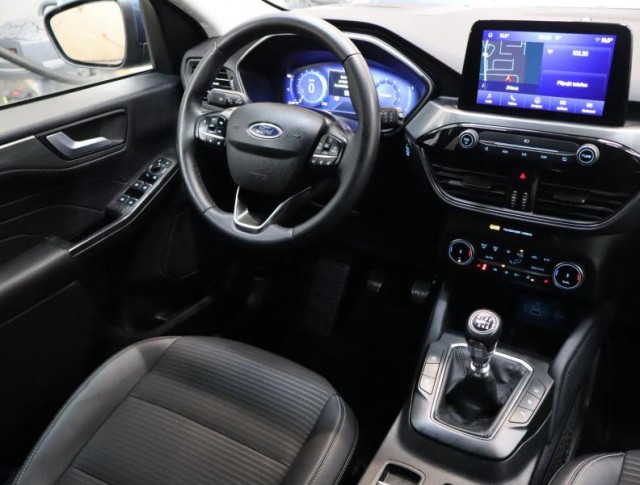 Ford Kuga  1.5 EcoBoost Titanium