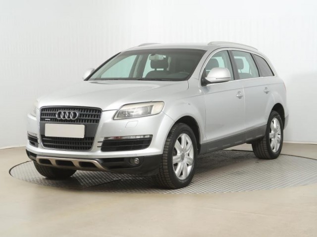 Audi Q7  3.0 TDI 