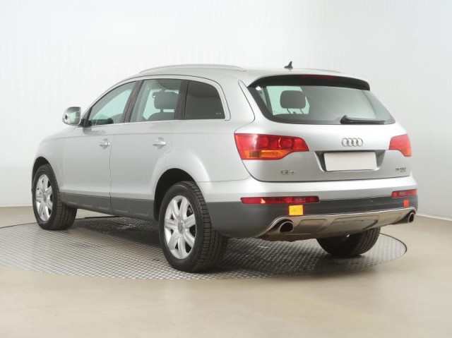 Audi Q7  3.0 TDI 