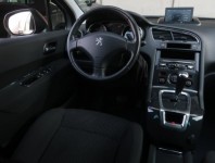 Peugeot 5008  1.6 HDi 