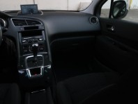 Peugeot 5008  1.6 HDi 