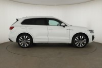 Volkswagen Touareg  3.0 TDI 