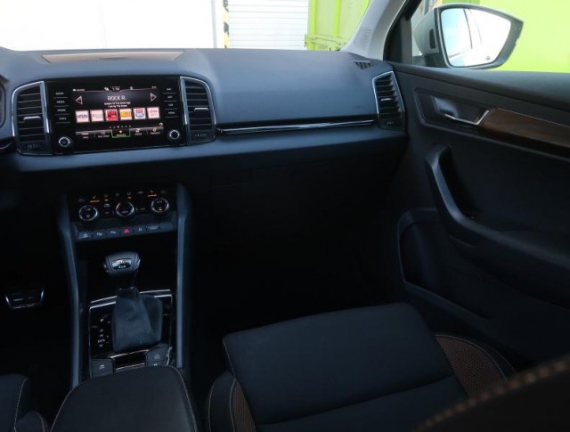 Škoda Karoq  2.0 TDI Scout