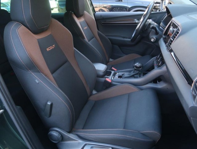 Škoda Karoq  2.0 TDI Scout