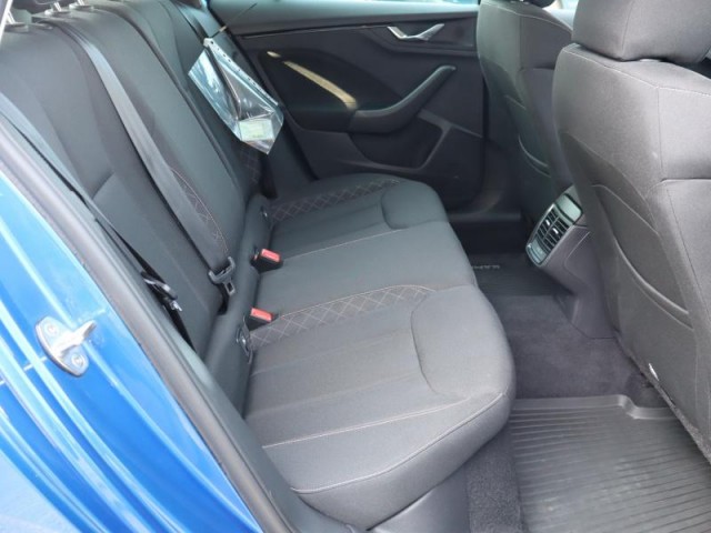 Škoda Kamiq  1.0 TSI Ambition