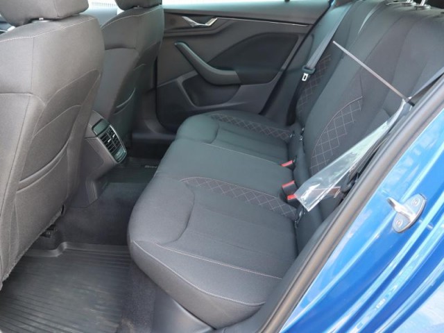 Škoda Kamiq  1.0 TSI Ambition