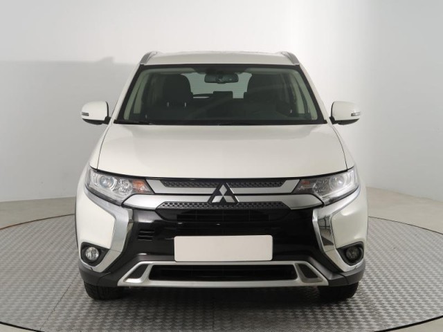 Mitsubishi Outlander  2.0 Intense