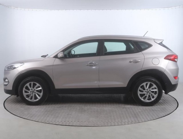 Hyundai Tucson  1.7 CRDi 