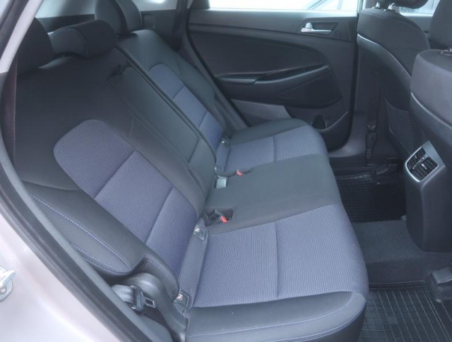 Hyundai Tucson  1.7 CRDi 