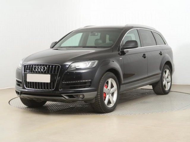 Audi Q7  3.0 TDI S-Line
