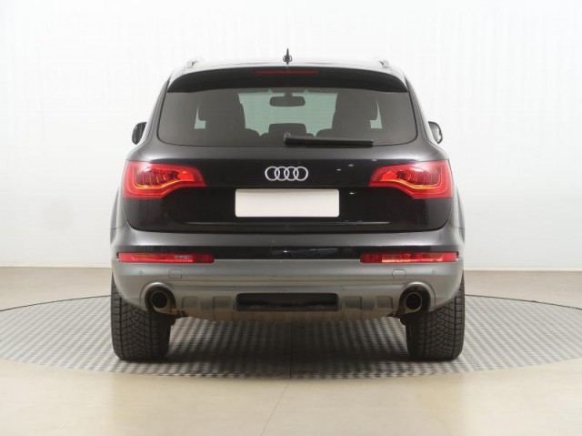 Audi Q7  3.0 TDI S-Line