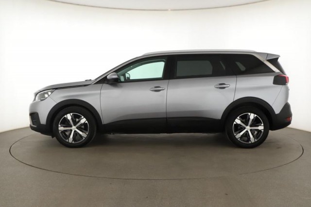 Peugeot 5008  1.5 BlueHDi 