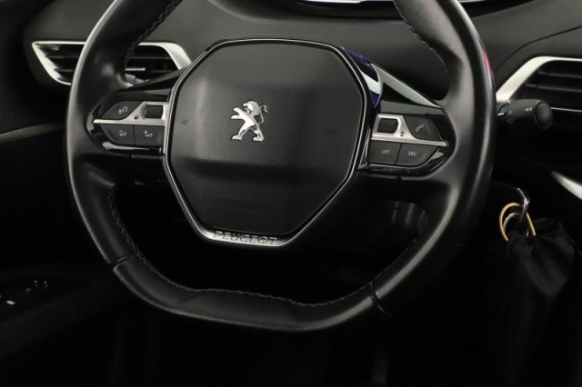 Peugeot 5008  1.5 BlueHDi 