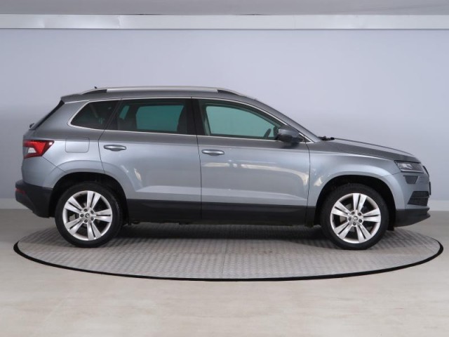 Škoda Karoq  1.0 TSI 