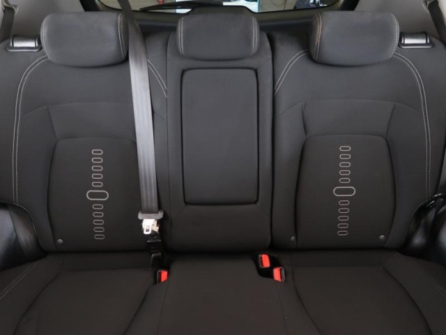 Kia Sportage  2.0 CRDi 