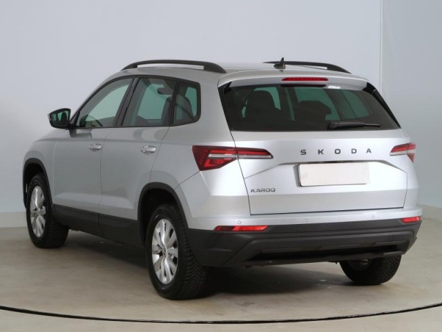 Škoda Karoq  1.5 TSI Fresh