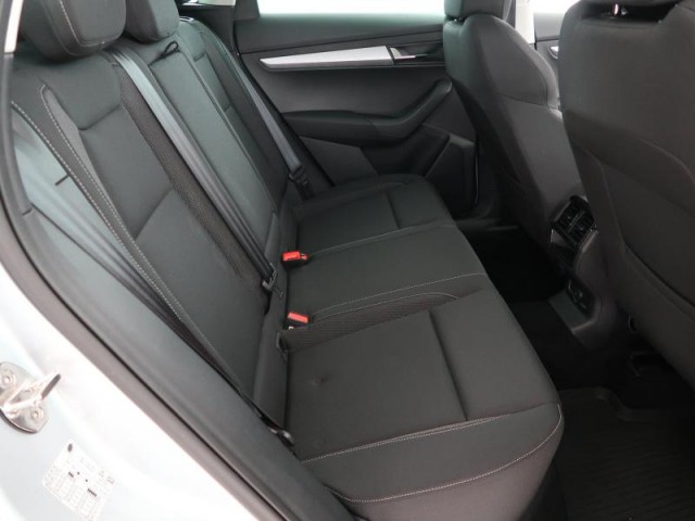 Škoda Karoq  1.5 TSI Fresh