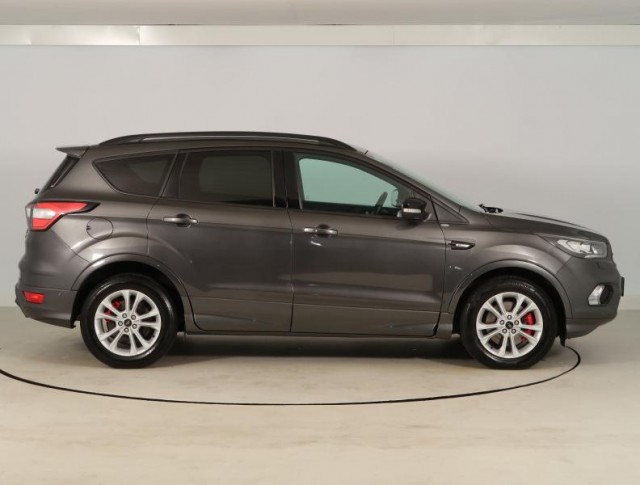 Ford Kuga  2.0 TDCi ST-Line