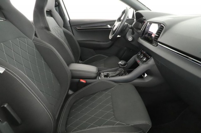 Škoda Karoq  1.5 TSI Sportline