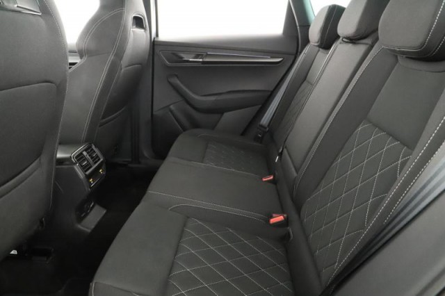 Škoda Karoq  1.5 TSI Sportline