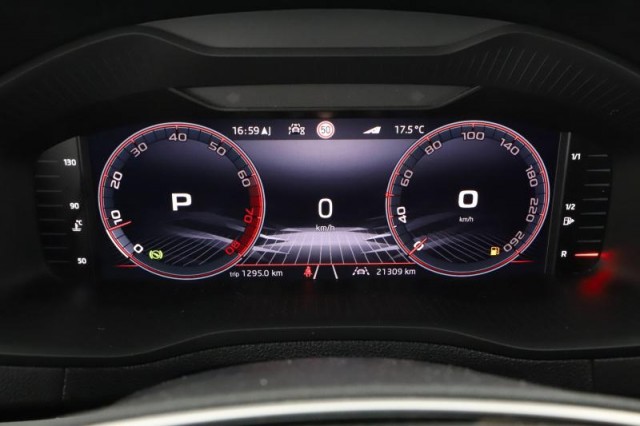 Škoda Karoq  1.5 TSI Sportline