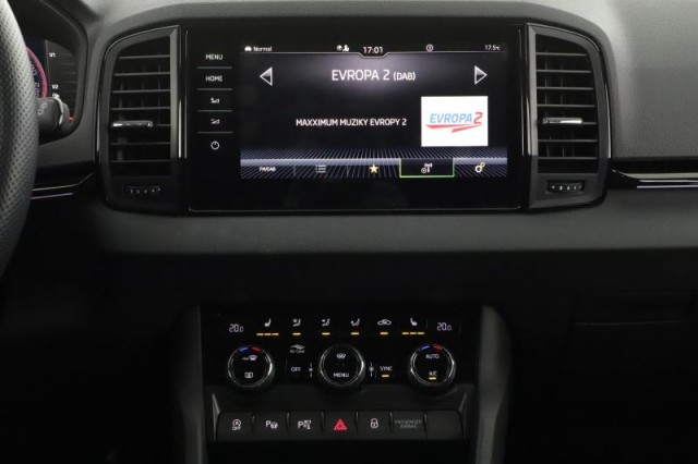 Škoda Karoq  1.5 TSI Sportline