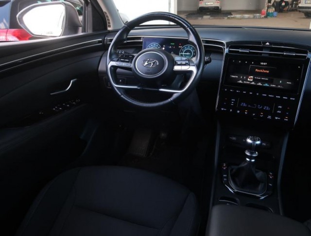 Hyundai Tucson  1.6 T-GDI 48V MHEV Smart