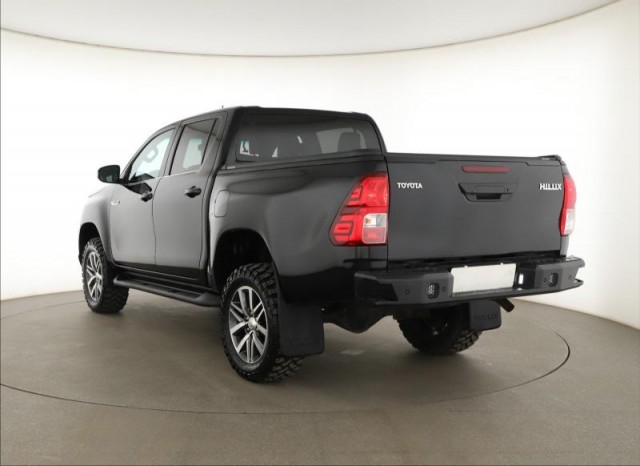 Toyota Hilux  2.4 D-4D 