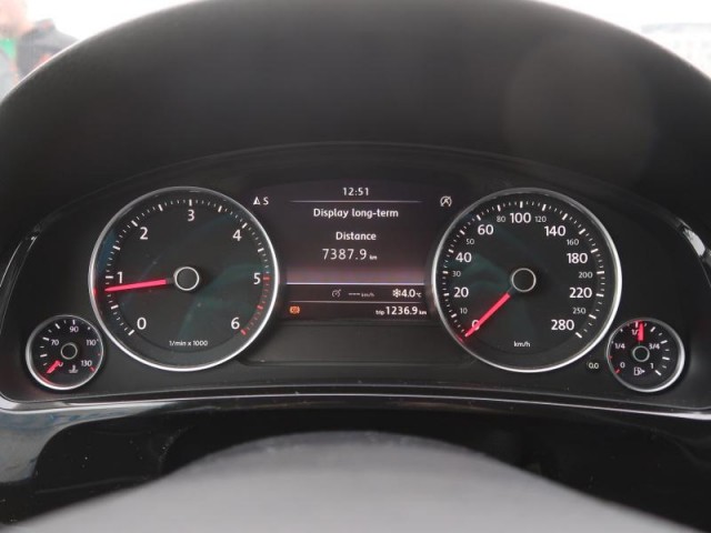 Volkswagen Touareg  3.0 TDI Business