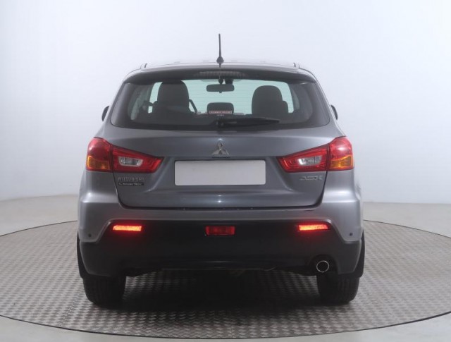 Mitsubishi ASX  1.6 MIVEC 